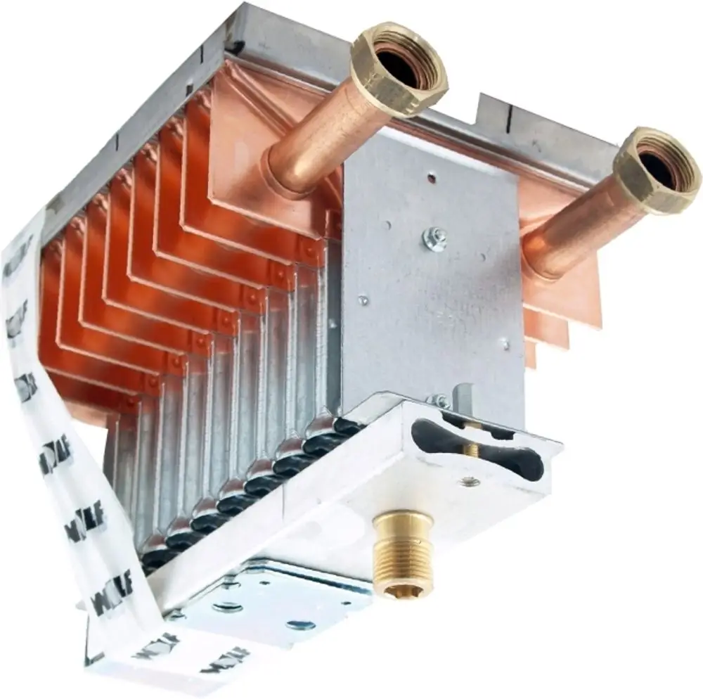 Gasbrenner mit Kupferleitungen und Aluminiumgehäuse, markiert mit "Wolf". Das Produkt hat mehrere Ventile zur Gaszufuhr und eine kompakte Bauweise.